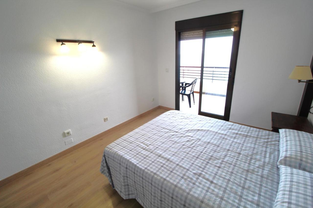 Very Lightful Apartment. Incredible Sea Views. Big Terrace, Swimming Pool. Ac. Very Close To Alicante City Center. Exterior photo