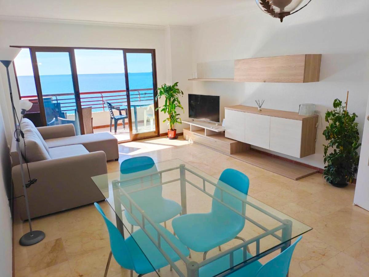 Very Lightful Apartment. Incredible Sea Views. Big Terrace, Swimming Pool. Ac. Very Close To Alicante City Center. Exterior photo