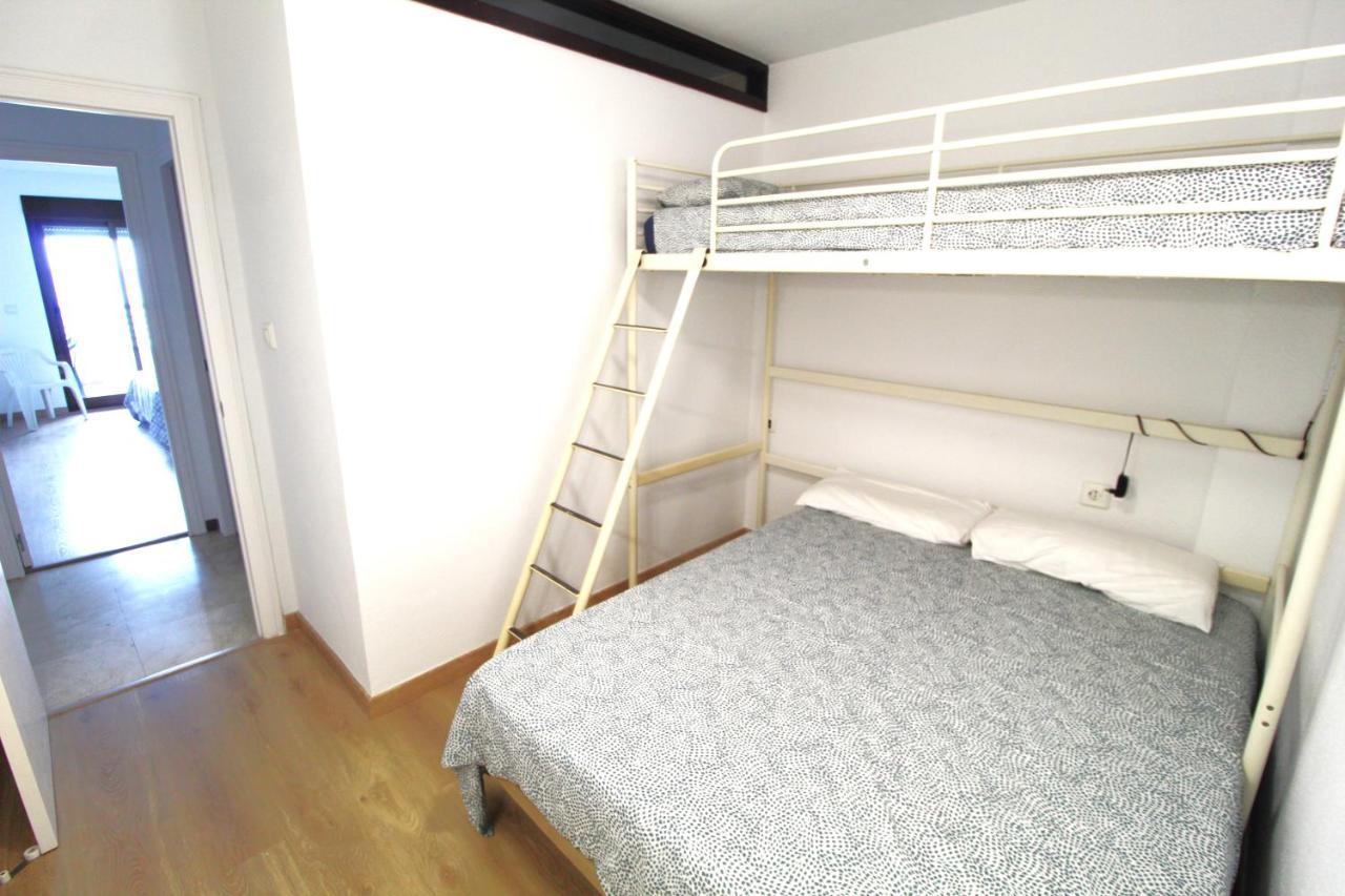 Very Lightful Apartment. Incredible Sea Views. Big Terrace, Swimming Pool. Ac. Very Close To Alicante City Center. Exterior photo